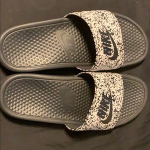 Nike slides